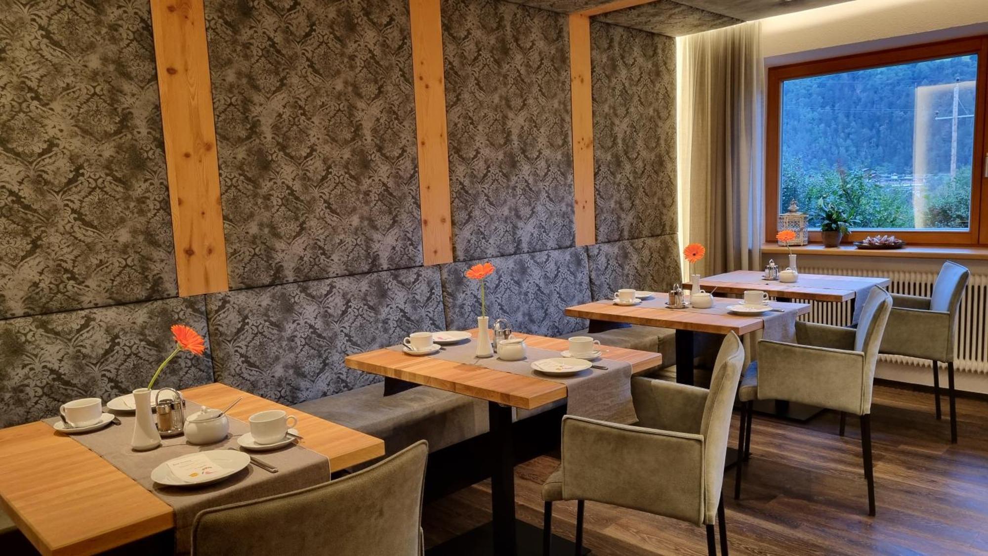 Haus Alpengluehn Hotel Sautens Kültér fotó