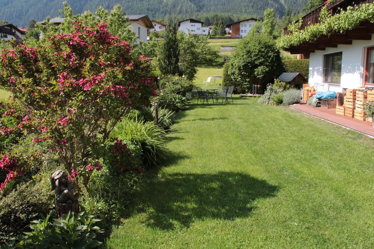 Haus Alpengluehn Hotel Sautens Kültér fotó